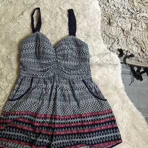 Navy blue and hot pink romper with shirted bAck and pockets